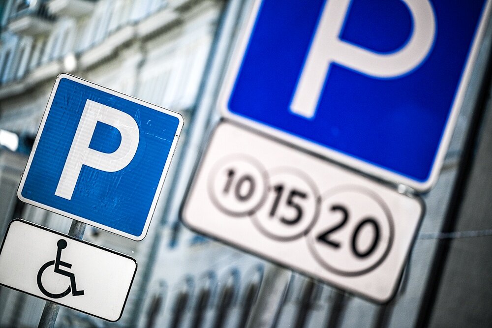 парковка для инвалидов в москве 2023. парковка для инвалидов в москве 2023. стоянка для инвалидов. парковка для инвалидов в москве 2023. бесплатная парковка.