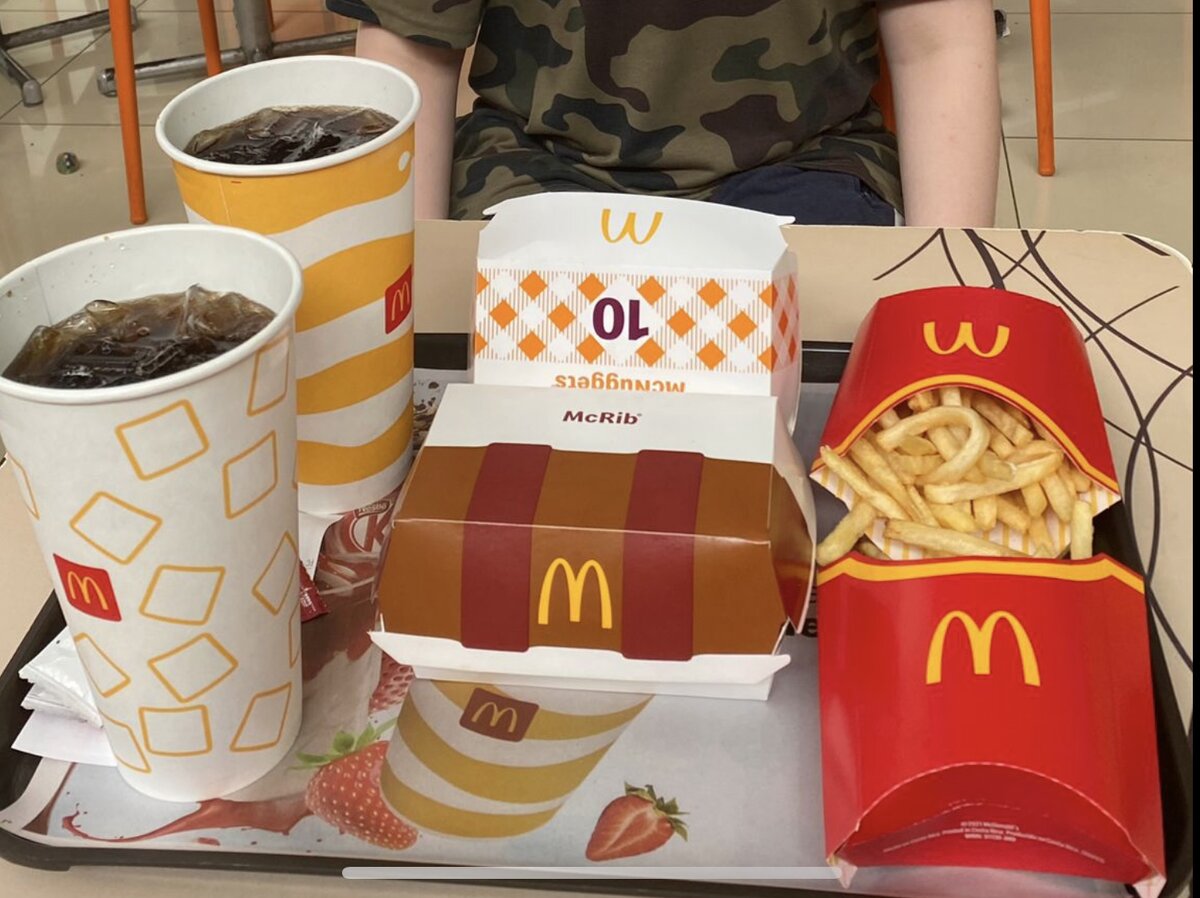 В кафе Коста Рика, Сан Хосе. Январь 2024.