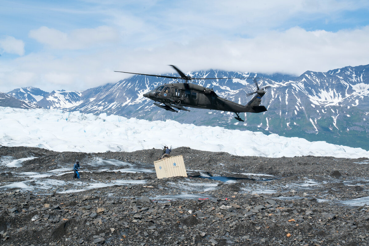 События в аляске. Аляска летательный аппарат. Летательные аппараты США. Авиация США. Жизнь на Аляске.