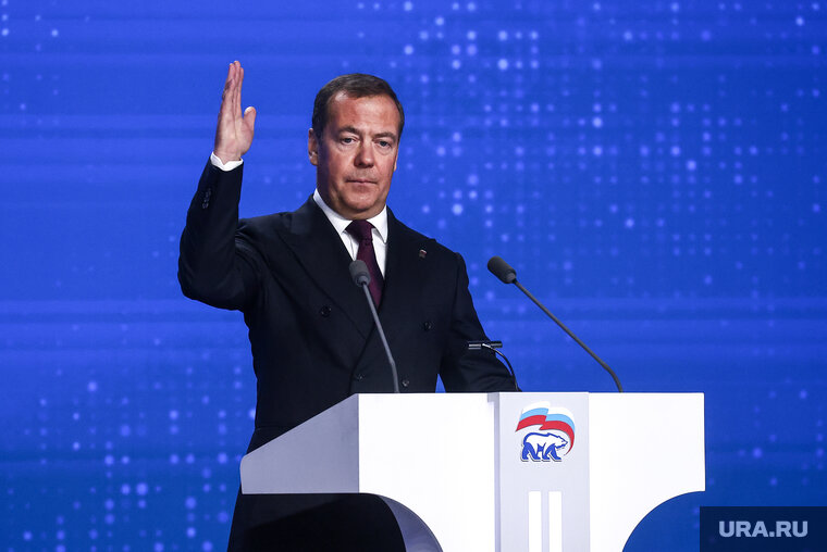 Почему москва не отвечает. Почему москва не отвечает. Когда ты не отвечаешь на сообщения. Если я не отвечаю. Когда не отвечают на сообщение картинка.