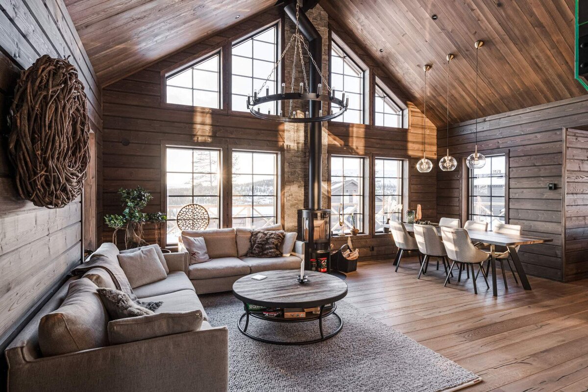 интерьер в деревянном доме. интерьер в деревянном доме. стильный интерьер в деревянном доме. стиль в деревянном доме из бруса. дом из клееного бруса интерьер.