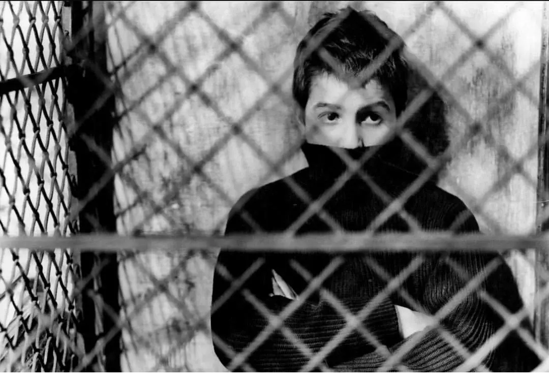 кадр из фильм Ф. Трюффо "400 ударов"