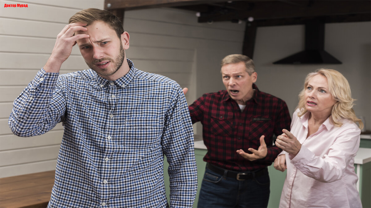 мама спит она устала. утомление детей. высказывания про выросших детей. уставший ребенок. ученик спит.