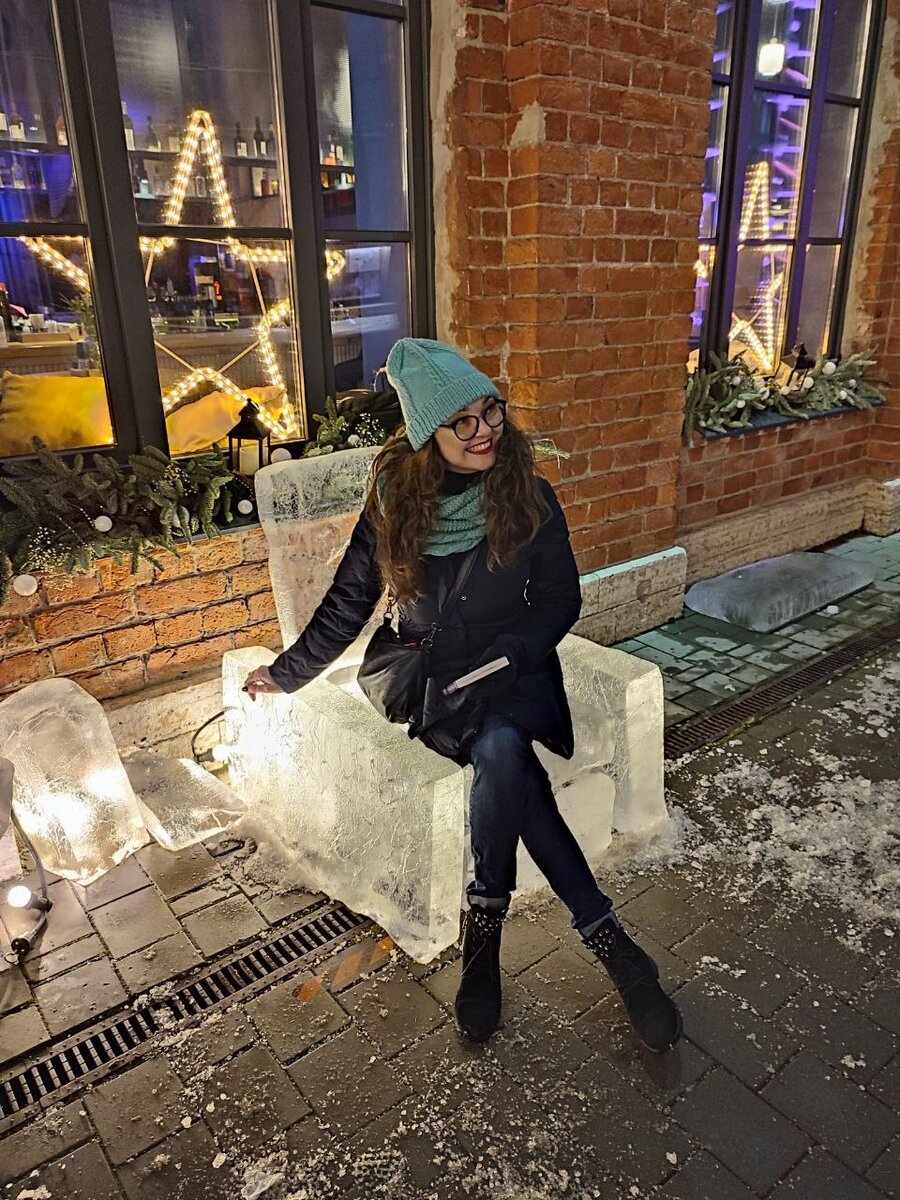 Это было до тебя. И я была счастлива