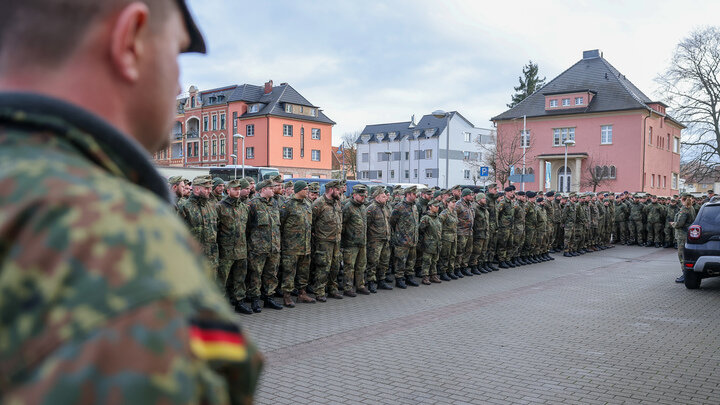 https://tsargrad.tv/news/germanija-gotovitsja-k-bolshoj-vojne-pervyj-zvonochek-uzhe-prozvenel_950224