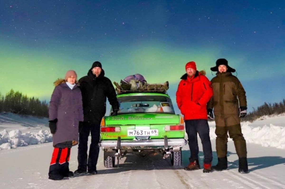    Блогеры на «Москвиче» добрались до самого северного села Якутии