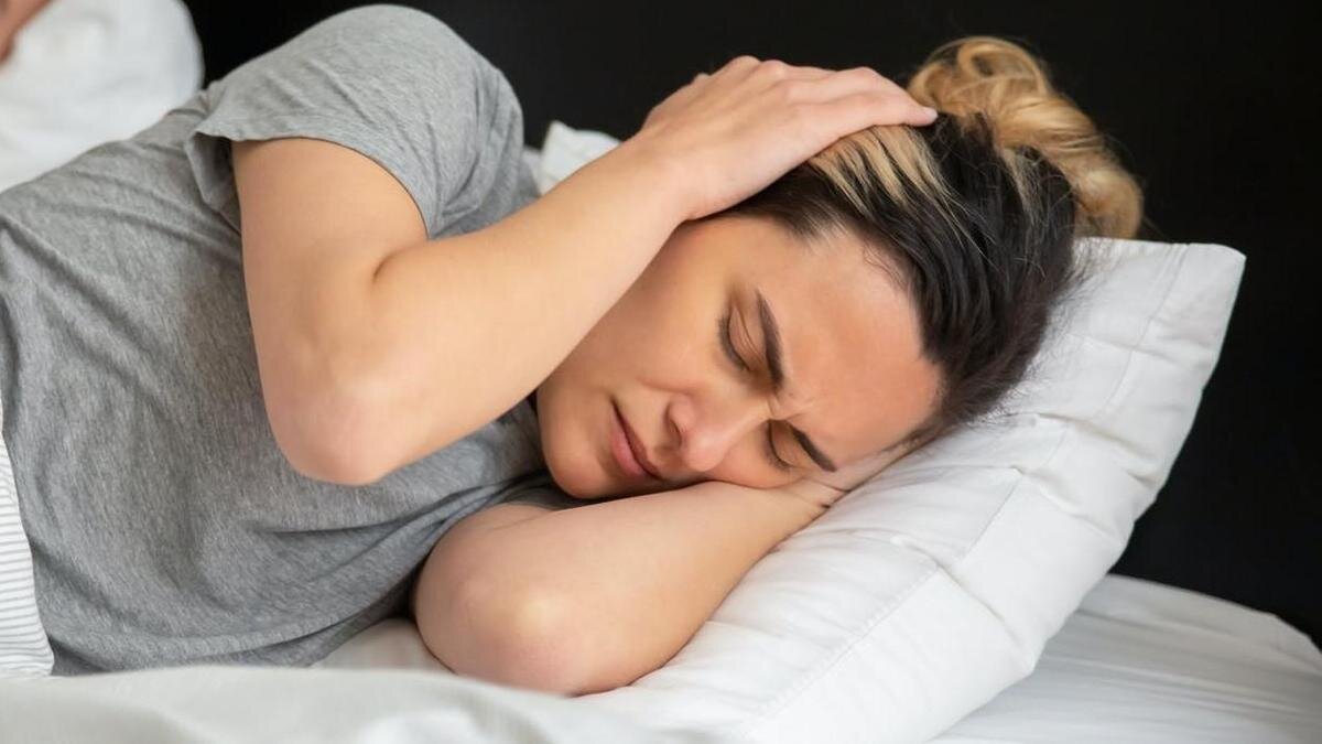 Приспособление для шумных соседей. Письмо шумным соседям. Является ли топот нарушением тишины. Призыв соседей к тишине. Обращение к соседям.