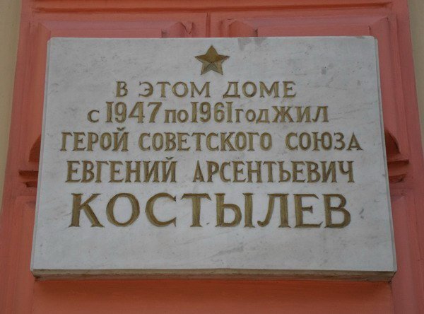 Чаша для благовоний. Дзен фильм 2009. Девушка спокойствие. Буддийские монахи в японии. Дзэн иллюстрации вика.
