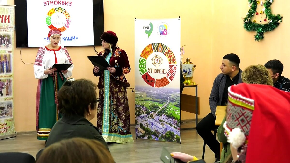    В Урае организовали традиционный праздник «Бабьи каши»