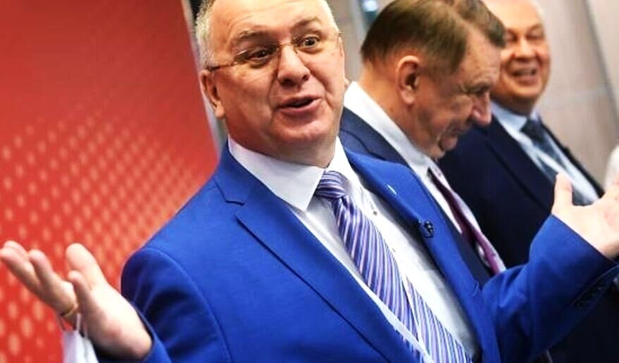 Председатель комитета по предпринимательству в сфере жилищного и коммунального хозяйства Торгово - промышленной палаты РФ Андрей Широков. Иллюстрация без лишних комментариев из открытых источников.