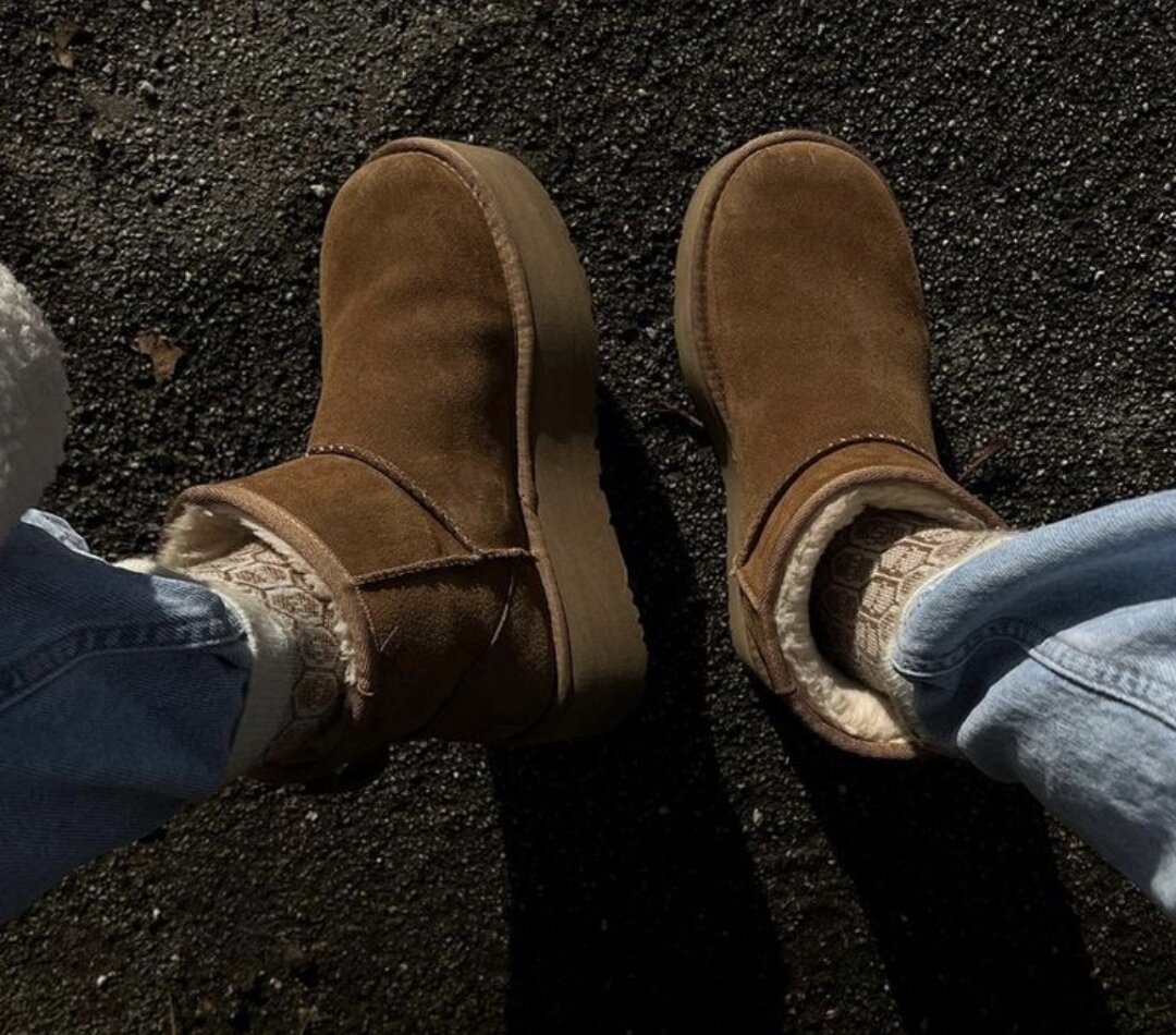 Лайфхаки от мозолей. Узкие туфли. Обувь в морозилке. Реставрировать туфли. Переделка старой обуви.