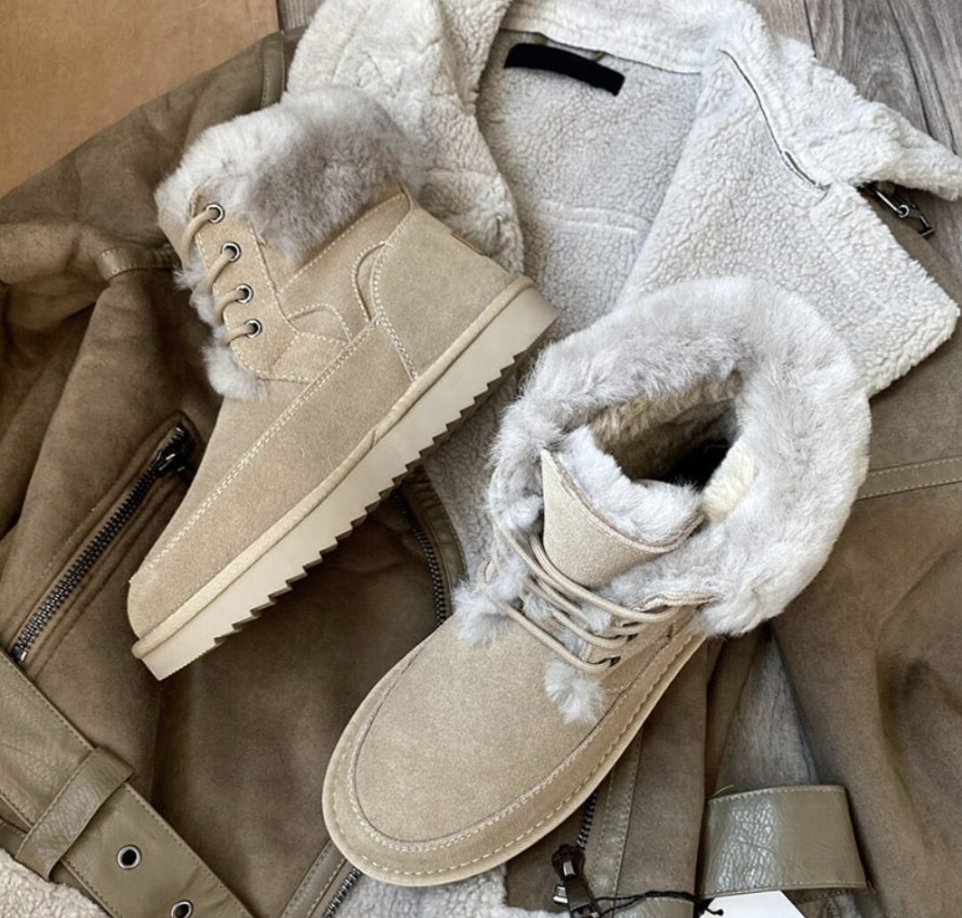 Обувь с мягким задником. Правильный размер берцев. От натирания обуви. Зимние ботинки натирают пятку что делать. Зимняя обувь изнутри.