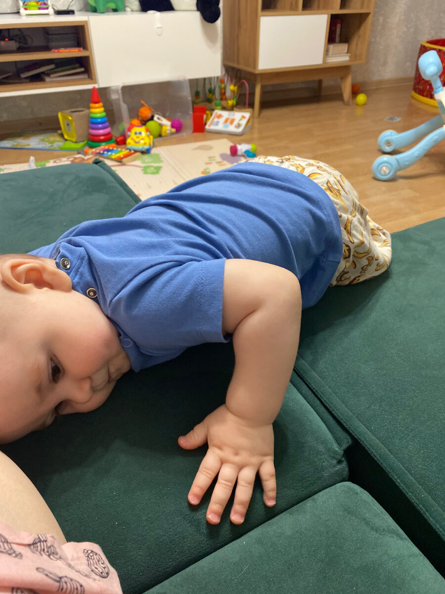 ребенку 1 месяц не засыпает