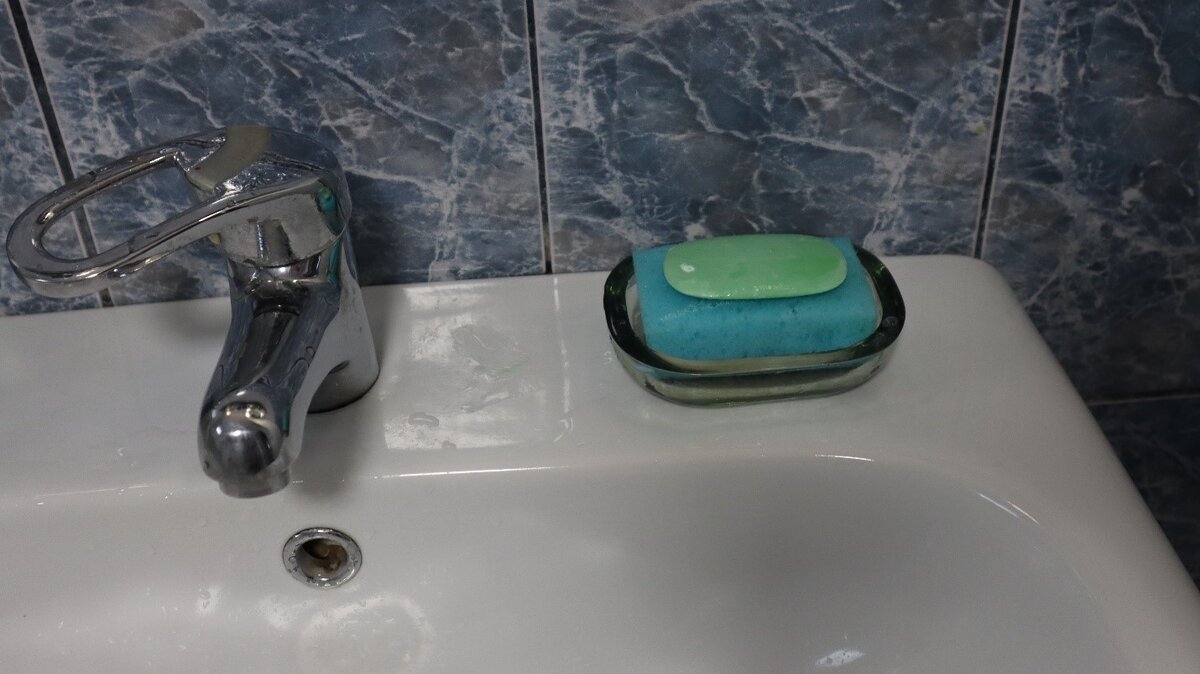 Правила использования зубной щетки. Правильная зубная щетка. Степени жесткости зубных щеток и их обозначение. Сколько можно пользоваться зубной щеткой. Как часто менять щетку для зубов.