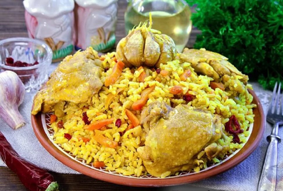 рис шах плова басмати. азербайджанский шах плов. сталик ханкишиев шах плов. плов с курицей в лаваше. шах-плов королевский азербайджанский плов.
