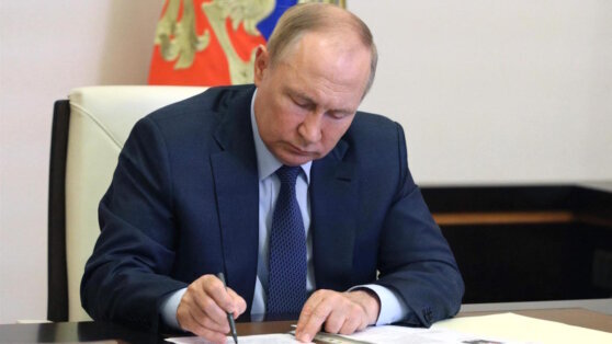    Путин подписал указ, устанавливающий состав многодетной семьи Алина Городниченко
