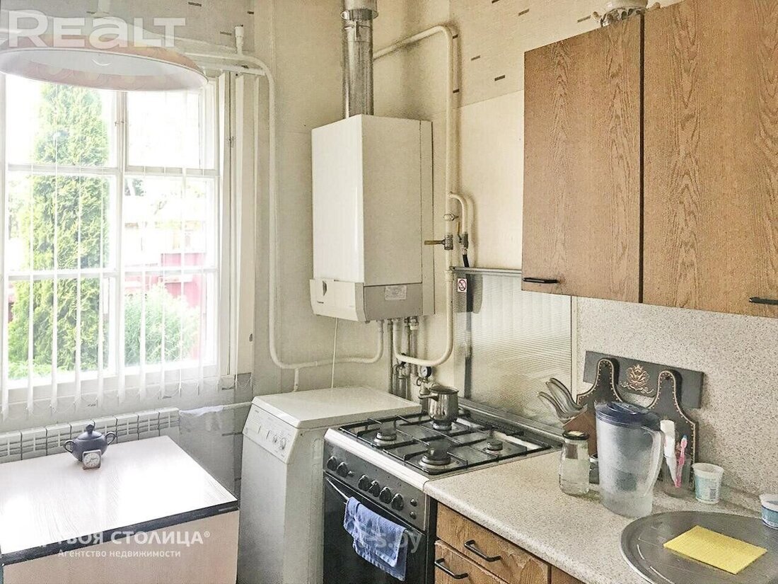 Экспликация помещений 2 этажного коттеджа. Подсчет общей площади здания. Планировка дома 6 на 9. Планировка каркасного дома 6х9. Что такое площадь жилых помещений в частном доме.