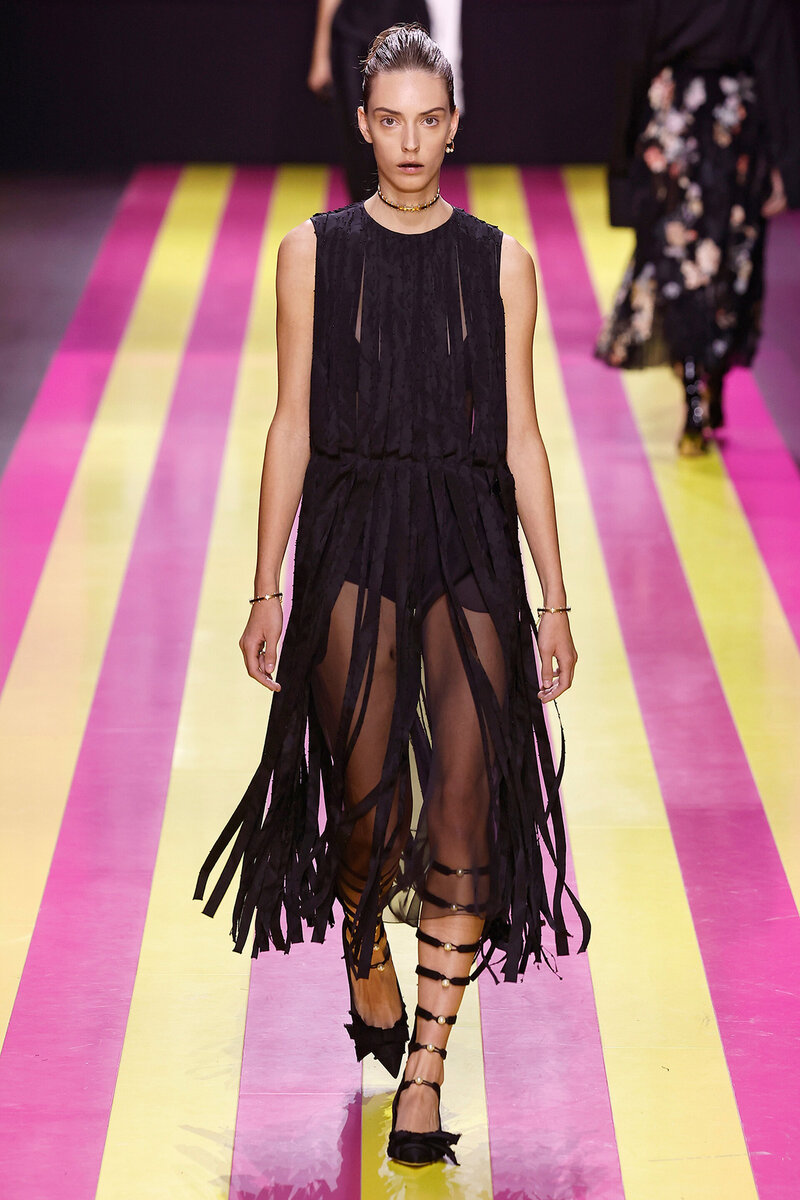 подъюбник панье викторианский. старые в юбках. турнюр 20 век. модерн 1880-1910г подъюбники. исторические юбки.