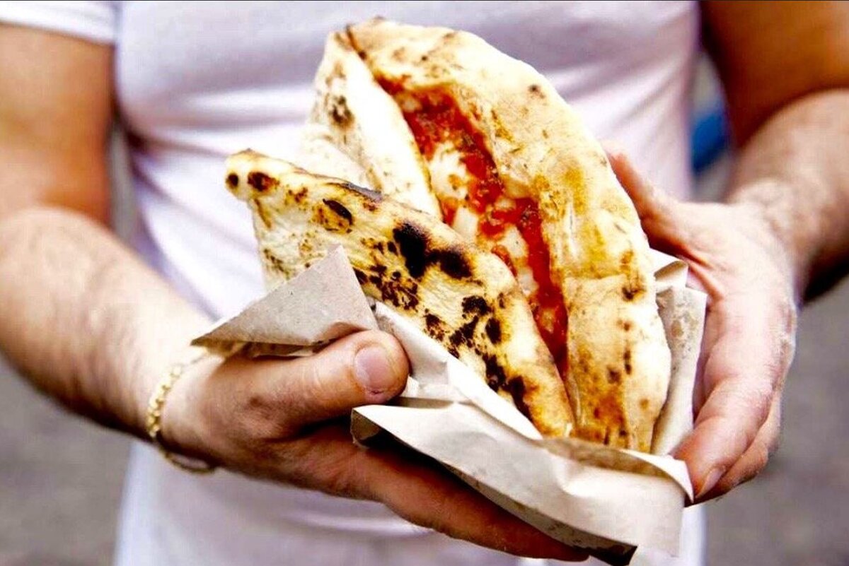 Смайлик кушает. Приятного аппетита кошки. Гулхоним тайерлаш. Салат апельсиновая долька фото. Очень вкусно.