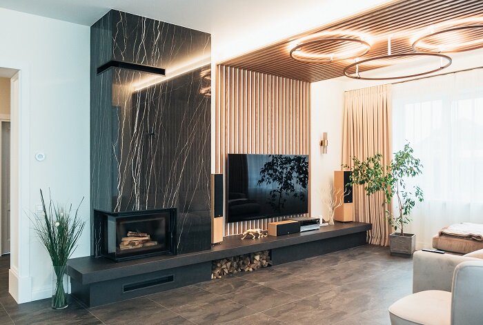 Камин может достигать нескольких метров в длину