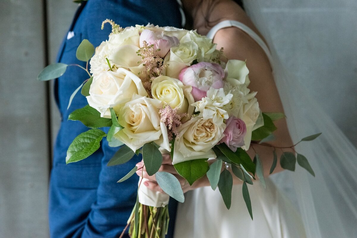 Модные свадебные букеты ( фото): тренды, цвета и оттенки, форма, советы для невесты