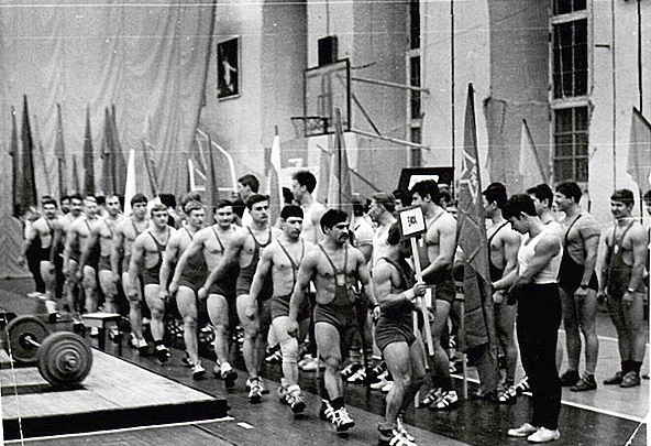 тяжелая атлетика синклер. штангист карл утсар. Wilks2. моника ченжари румыния тяжелая атлетика. тяжелая атлетика.