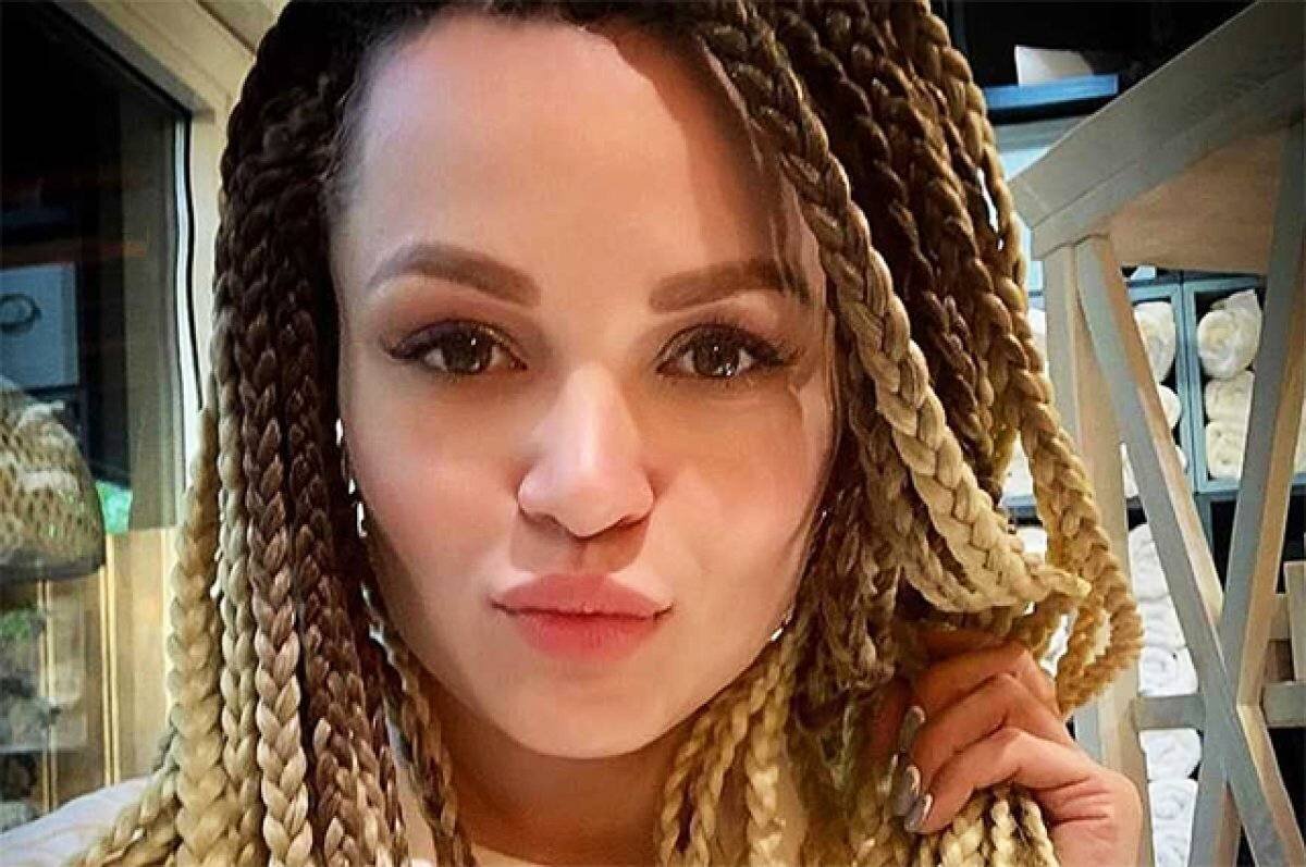 Блондинка mira_a. Krystal boyd ксения кондратьева. Самая красивая русская модель. Ника федорова nikia a 2019 во весь рост. Юная девушка в платье.