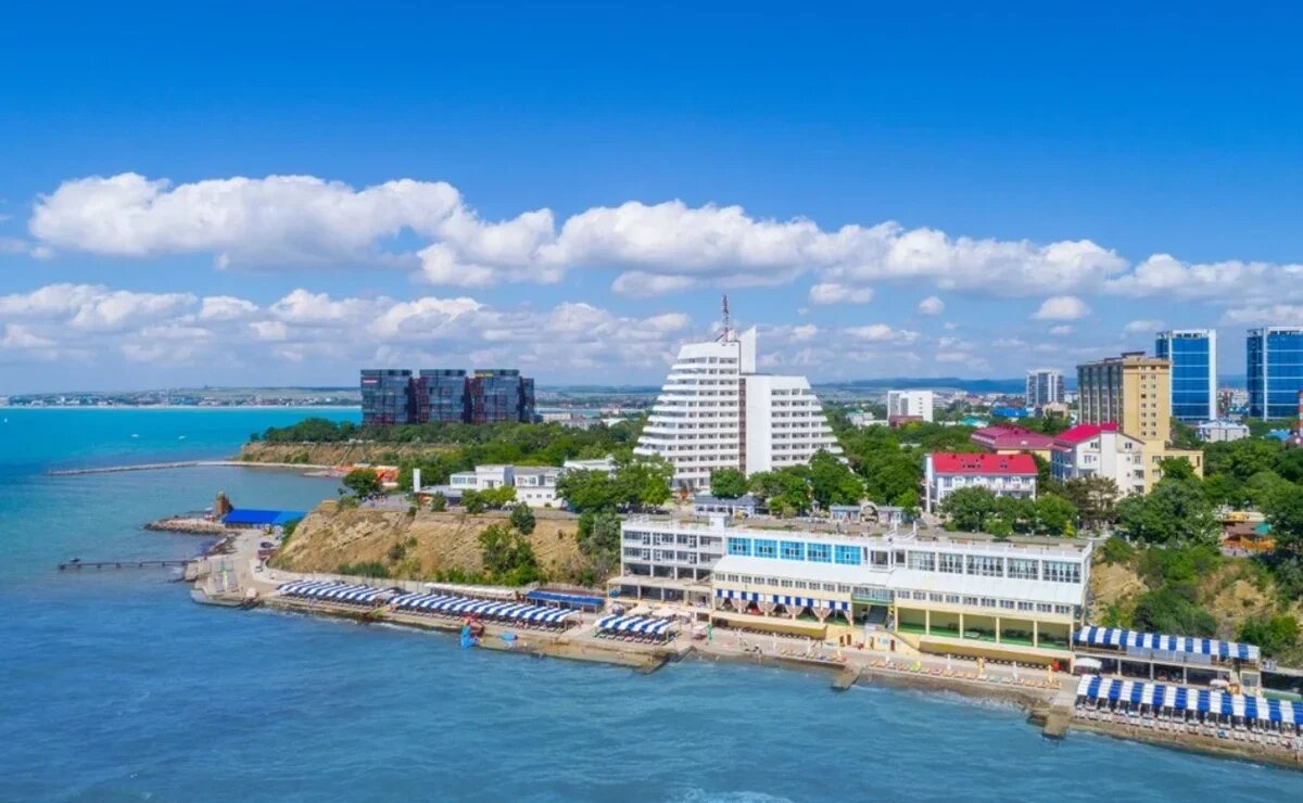    Санатории Краснодарского края разбирают на лето. ТОП-20 самых популярных здравниц Сочи, Анапы и Геленджика