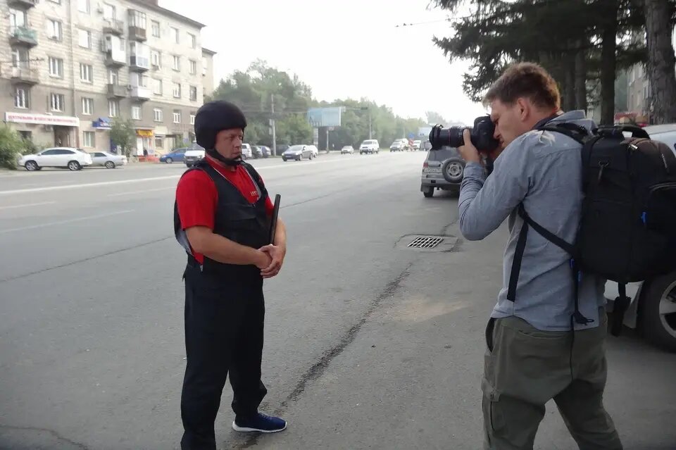 Закономерность расположения фигур. Закономерность размещения озёрных котловин. Есть ли закономерность в их размещении. Закономерность фигур. Последовательность чисел.