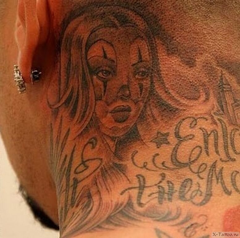 Маленькие прыщики на татуировке. Тату на прыщах можно ли. Небольшие прыщики на татуировке. Тату звездочка на лице. Прыщи вокруг татуировки.