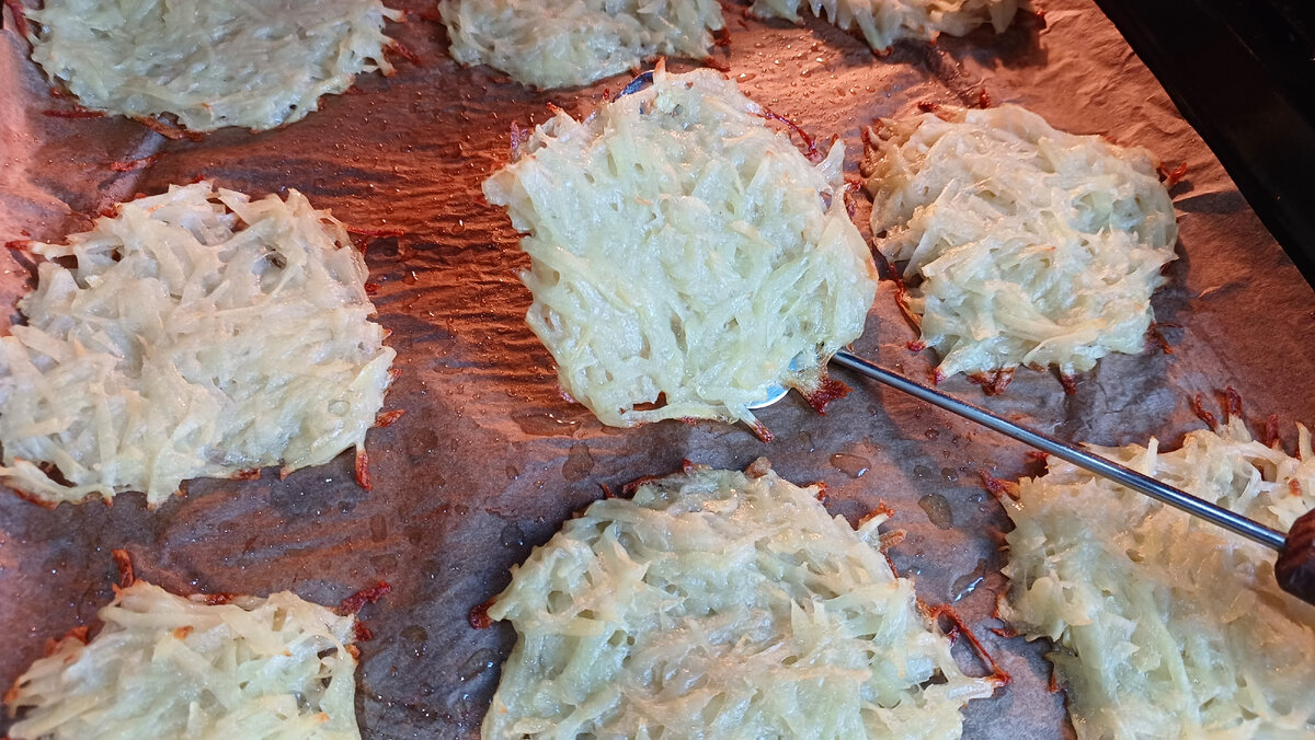 рецепт драников из картофеля вкусный и простой. драники из картофеля. рецепт драников из картофеля вкусный и простой. оладьи из картошки. рецепт драников из картофеля вкусный и простой.