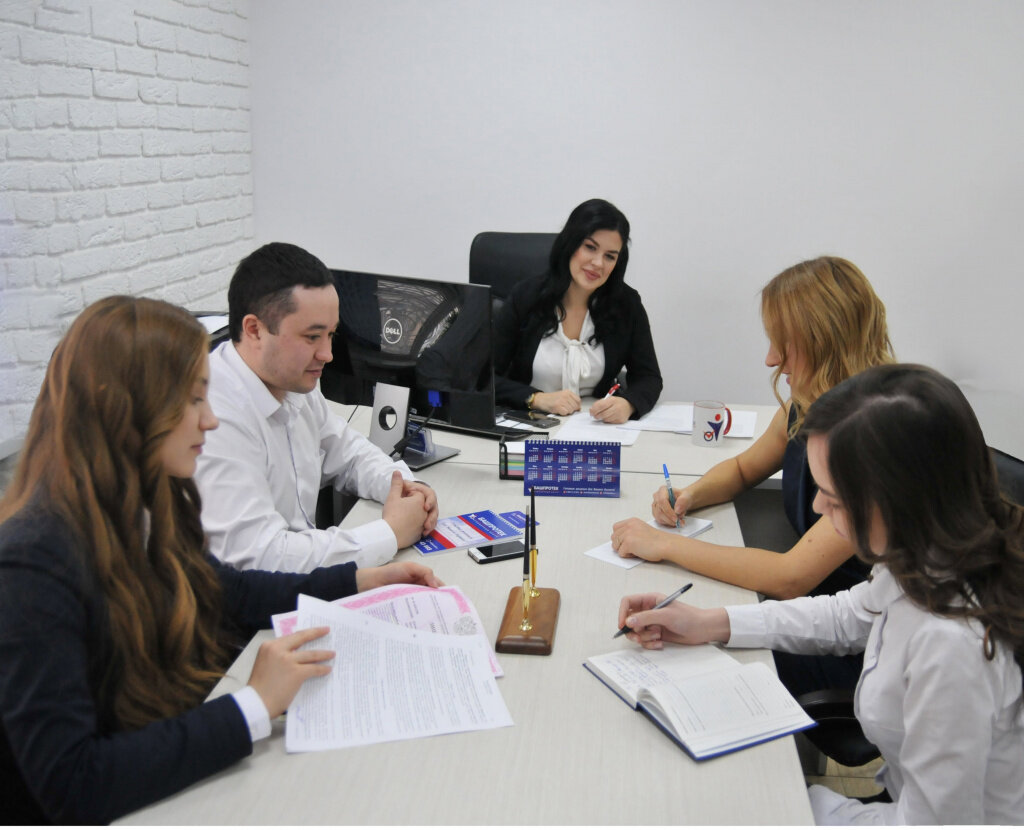 цепочка получения дохода в сфере услуг. компании из сферы услуг. фотография услуги.