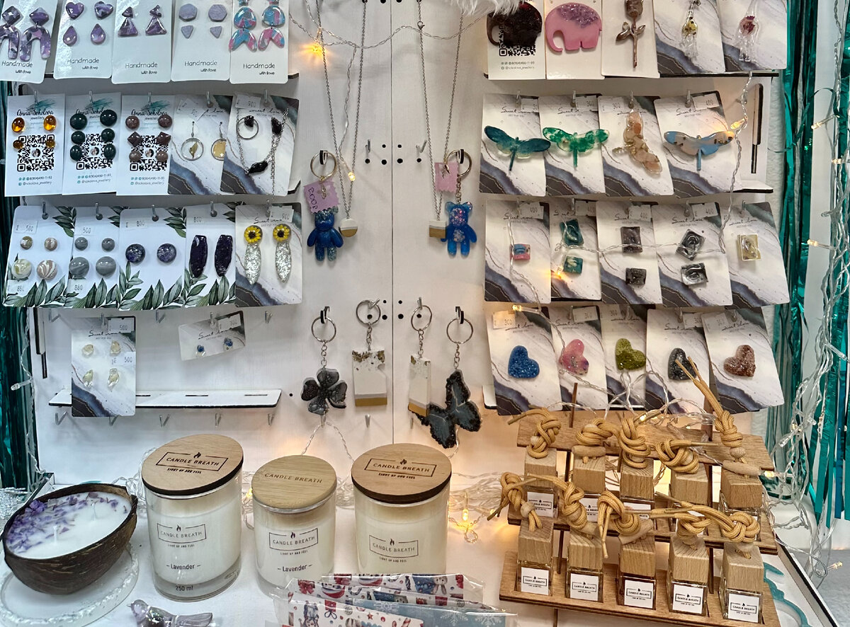 Афиша мастер класс из соленого теста. Название творческих мастер классов для детей. Названия творческих мастерских по рукоделию. Необычные поделки. Название мастер класса своими руками.