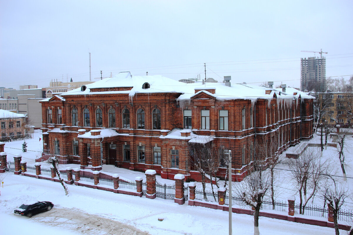 © LiveParty/ Shutterstock