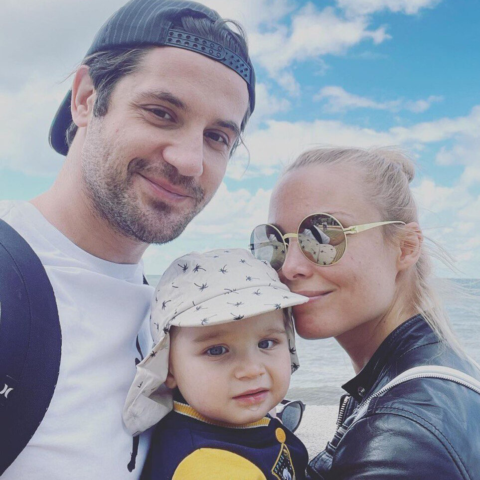 ноты песни любимый мой. Noize mc аккорды. Noize mc выдыхай аккорды. песня не жди пока состаришься. мне наверное пора состариться.