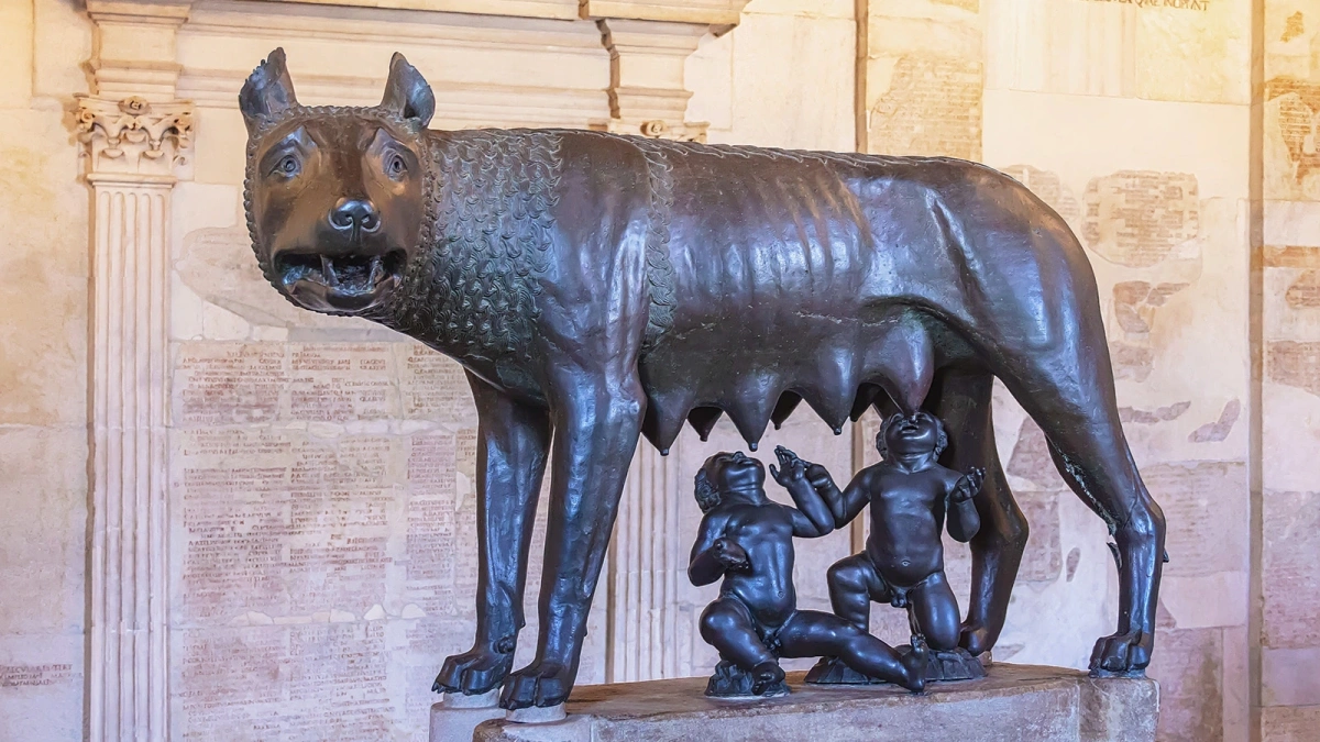 рим. капитолийская волчица скульптура. капитолийская волчица скульптура. 6 в. капитолийская волчица скульптор.