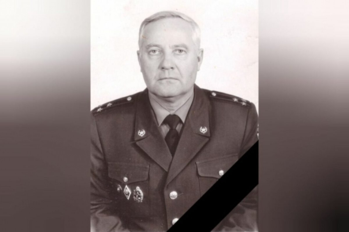    В Оренбуржье простились с ветераном пожарной охраны Геннадием Ивасюком.