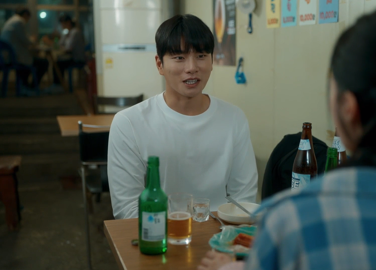 замужем за врагом. книга свадебный отбор замуж за врага. ева никольская замуж за архимага иллюстрации. замужем за врагом. замуж за врага никольская ева книга.