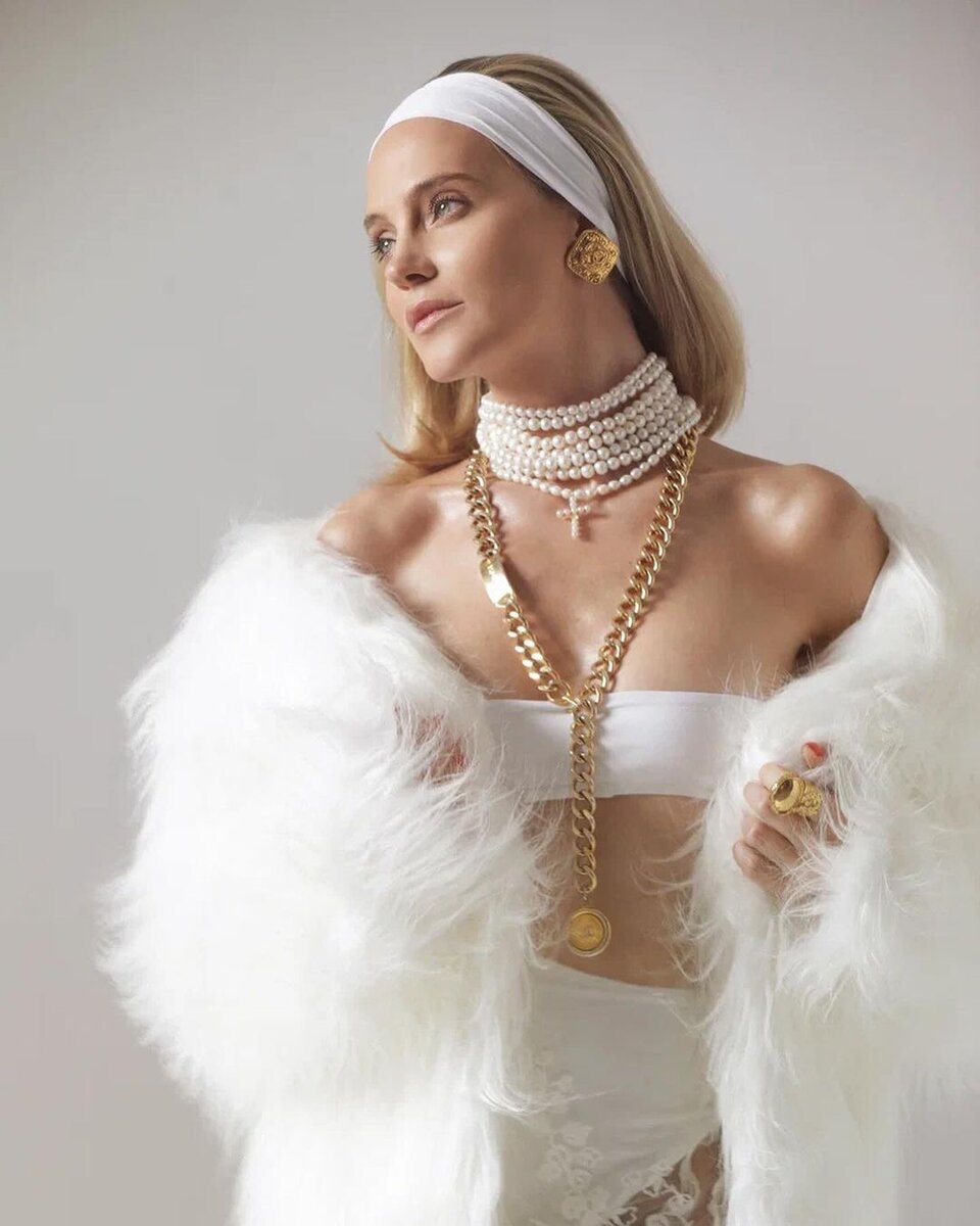 Обаяние этих звёзд не зависит от их причёски. Сегодня собрали самых привлекательных знаменитостей с короткими волосами, которые никого не оставят равнодушным! Seville Элегантность зашкаливает!-11