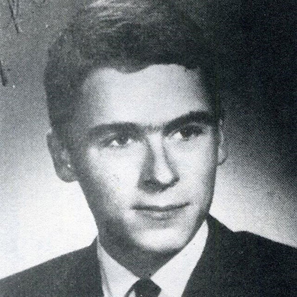 Тед Банди в школьном альбоме