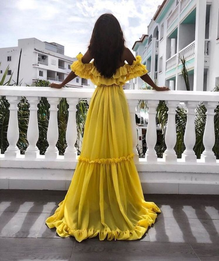 Актуальные цвета одежды. Пантон 2023-2024. Трендовые цвета весна. Цвет пантон 2023 2024. Трендовые цвета весна 2023.