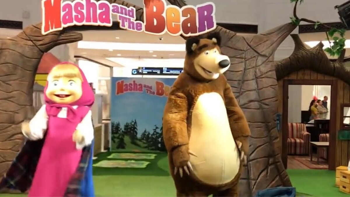 Маша в дубае. Ресторан Маша и медведь Дубай. Маша и медведь шоу 2019. Шоу три медведя. Маша и медведь бургер Кинг.