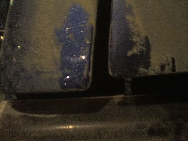 Цвет абсолютно другой…стоит всё кривовато…опять скорее всего будут перекрашивать…уже не снимая с машины…Простите за качество фоток…