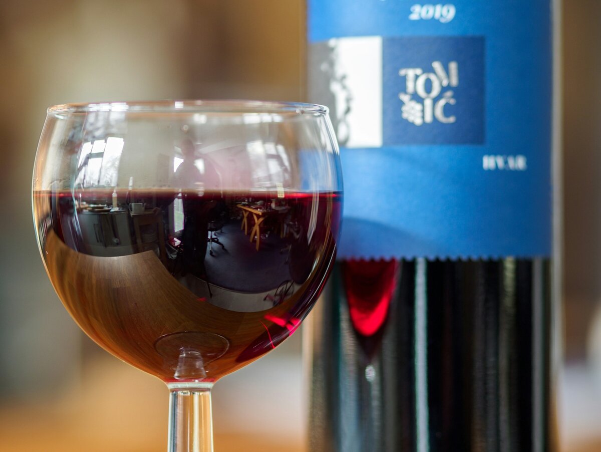 амброзия нектар богов. квасура. напитки мифология. андрей шишкин квасура. бутылка бурбона.