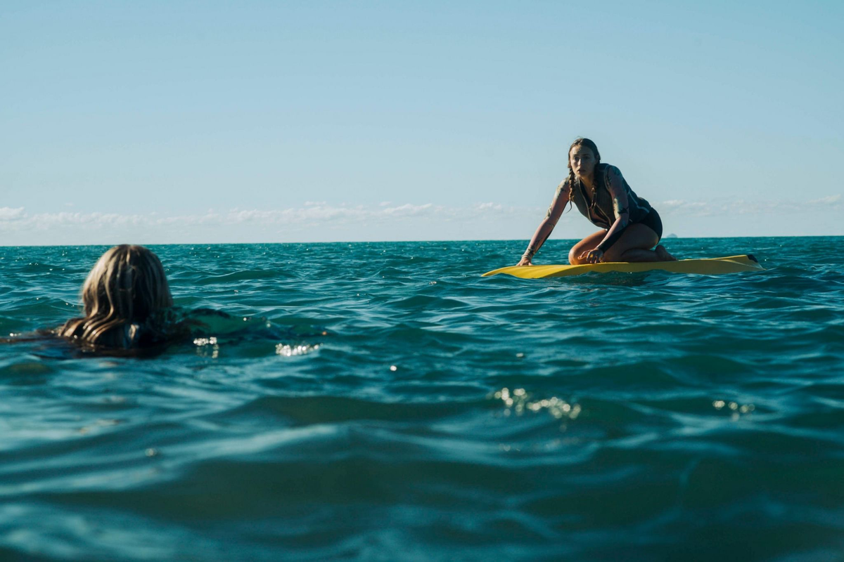 Кадр из фильма "Открытое море: Монстр глубины"