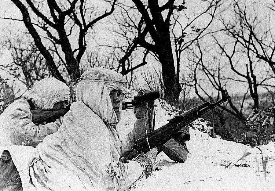 Армейские разведчики в районе острова Даманский