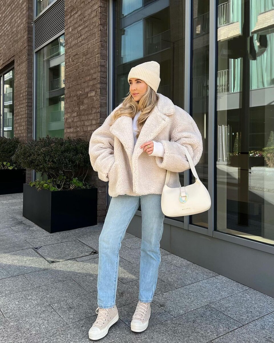 Сонник пуховик. Сон новое пальто. Одел куртку сонник. Одел куртку сонник. Куртка для сна.