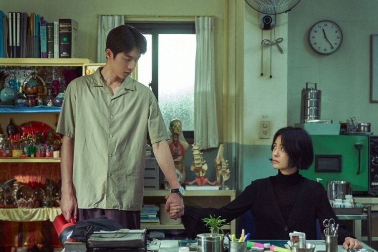 Кисэн хван чжин. Южная корея маски. Смешной японец. Странные корейцы. Пальцы кореянок.