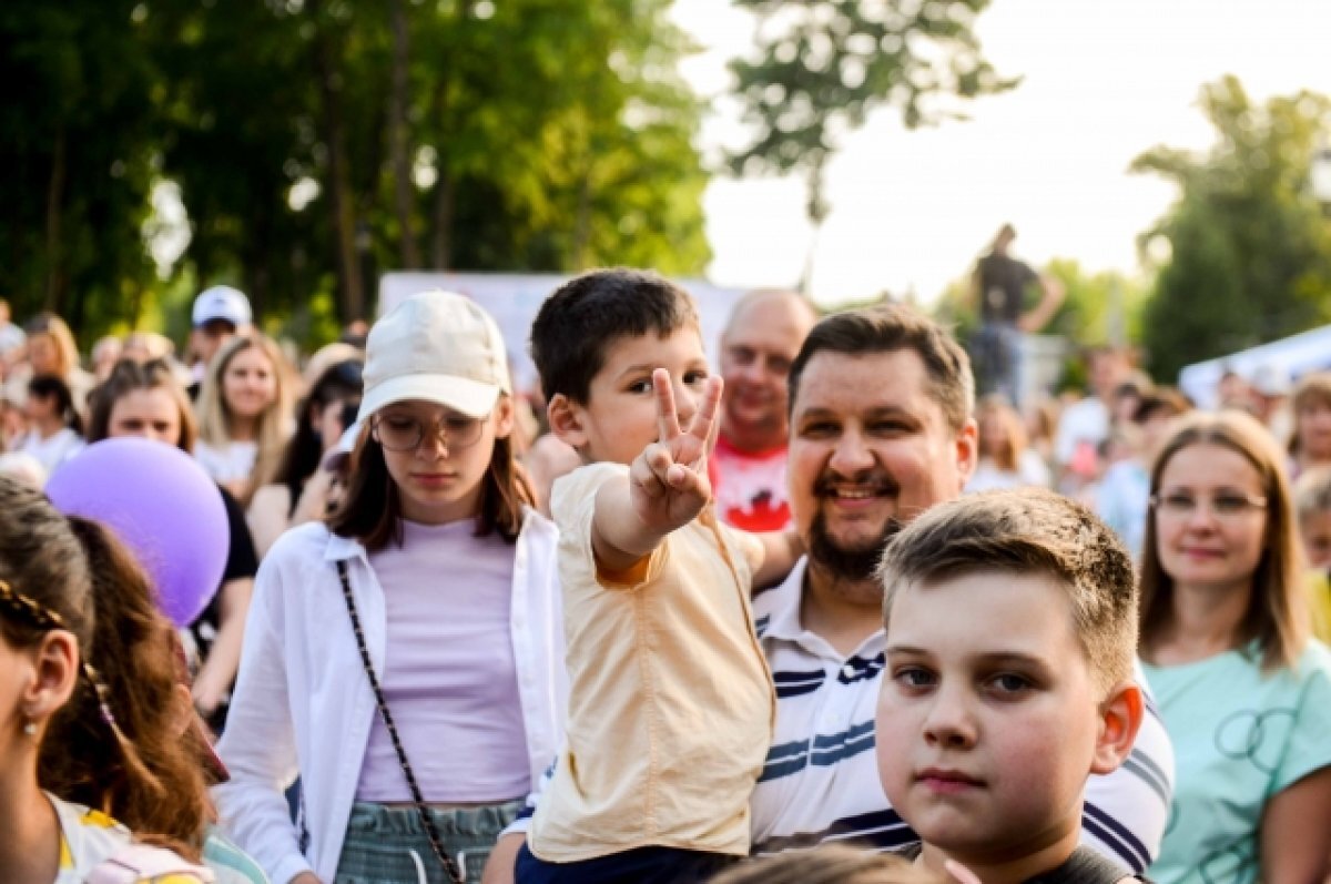    Более 120 мероприятий.