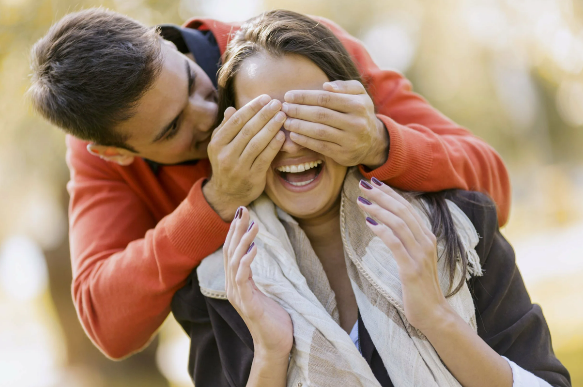 О любви и дружбе спектакль актеры. Горбачева о любви и дружбе. Ирина горбачева спектакли. Спектакль олюбви и дружбе. Спектакль о любви и дружбе горбачева.